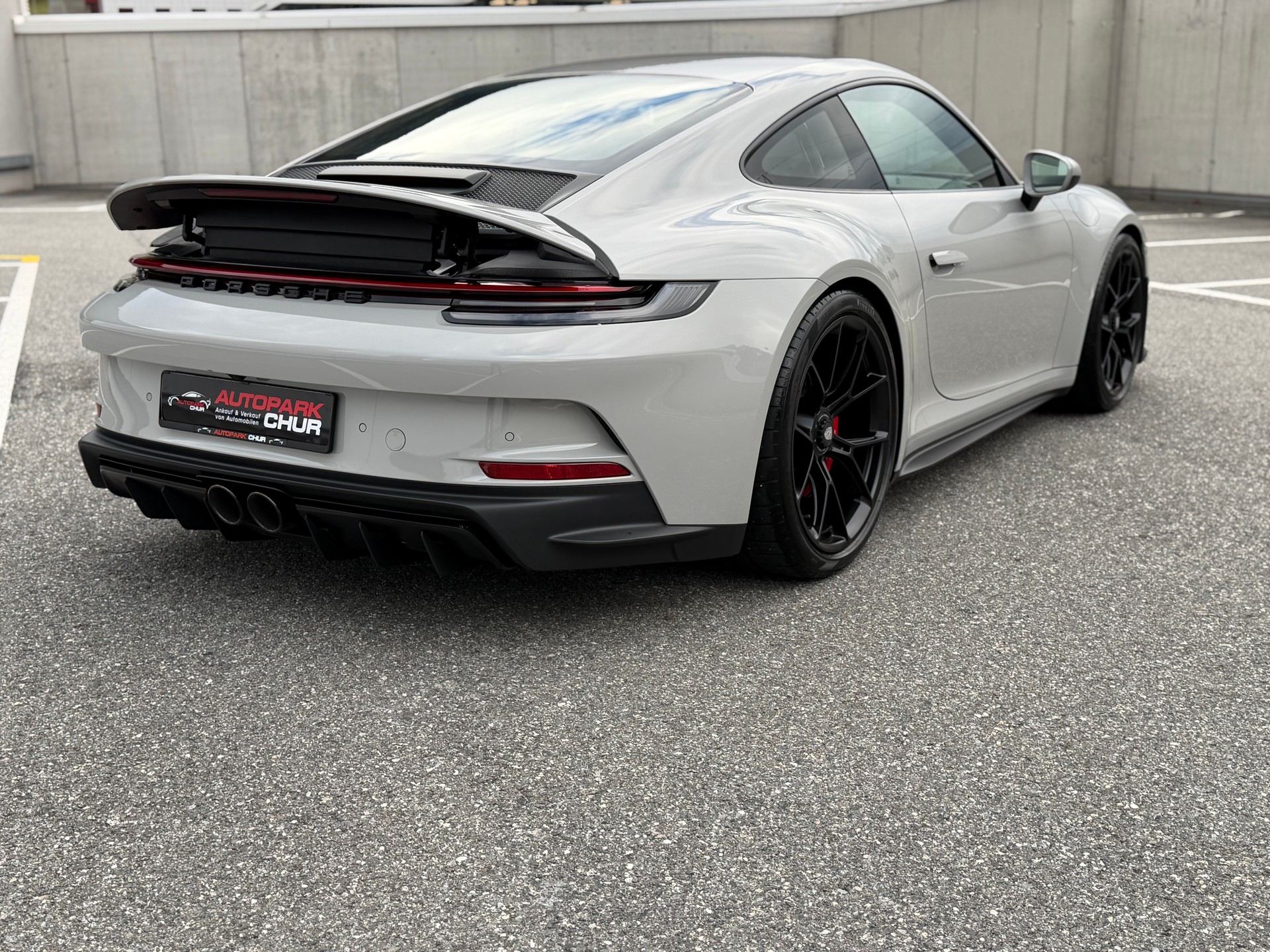 PORSCHE 911 GT3 Touring PDK-image-8