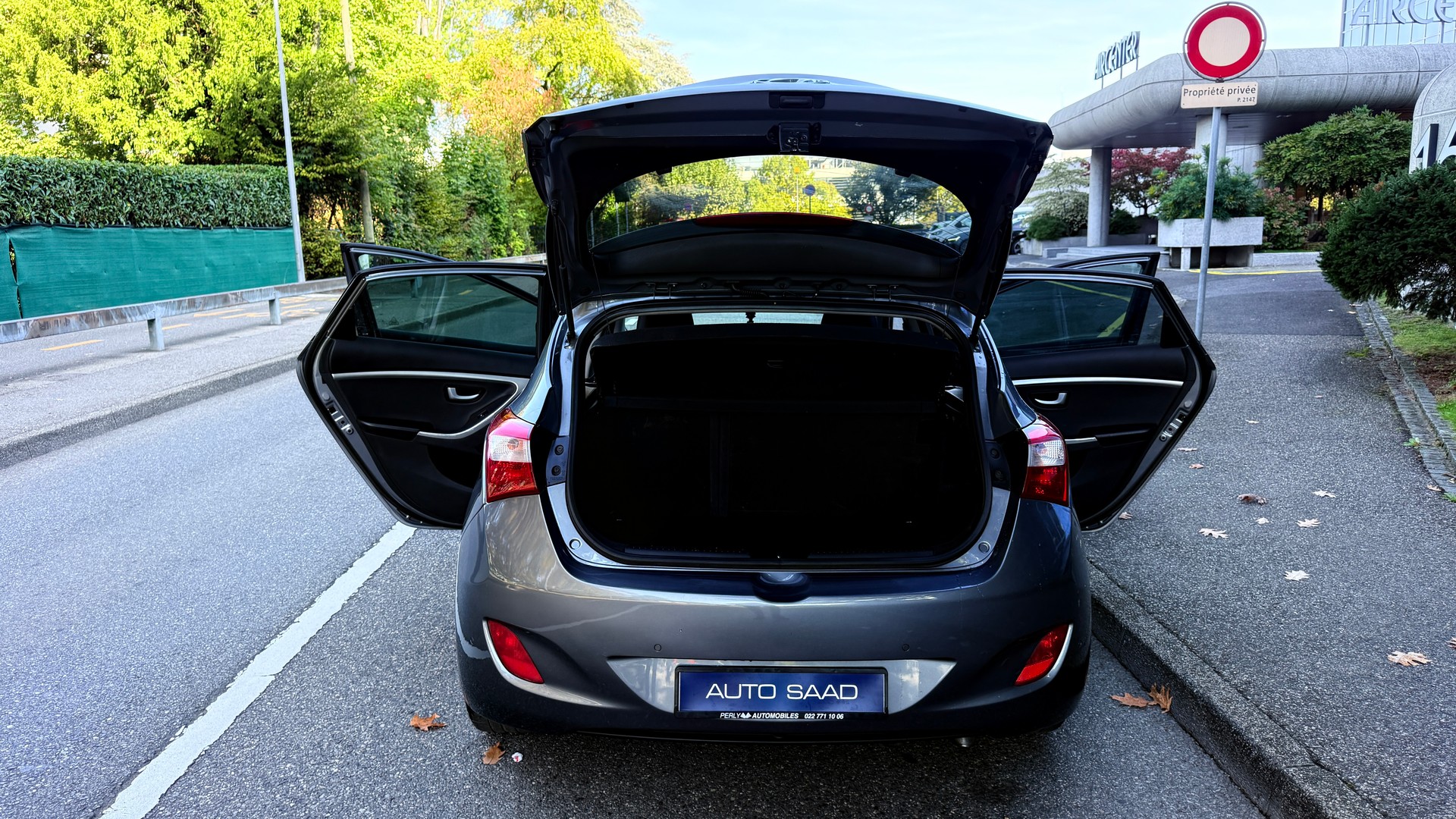 HYUNDAI i30 1.6 GDI Style-image-6