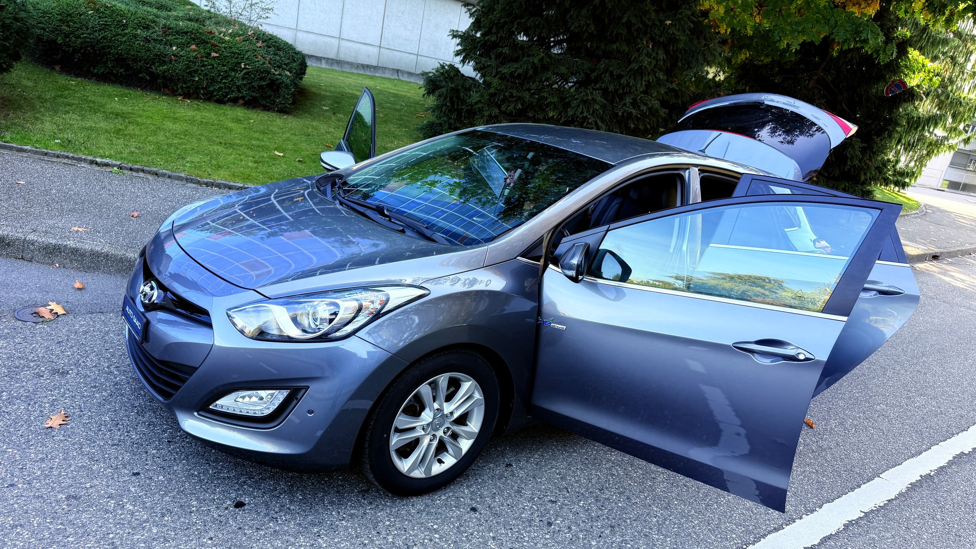HYUNDAI i30 1.6 GDI Style-image-14