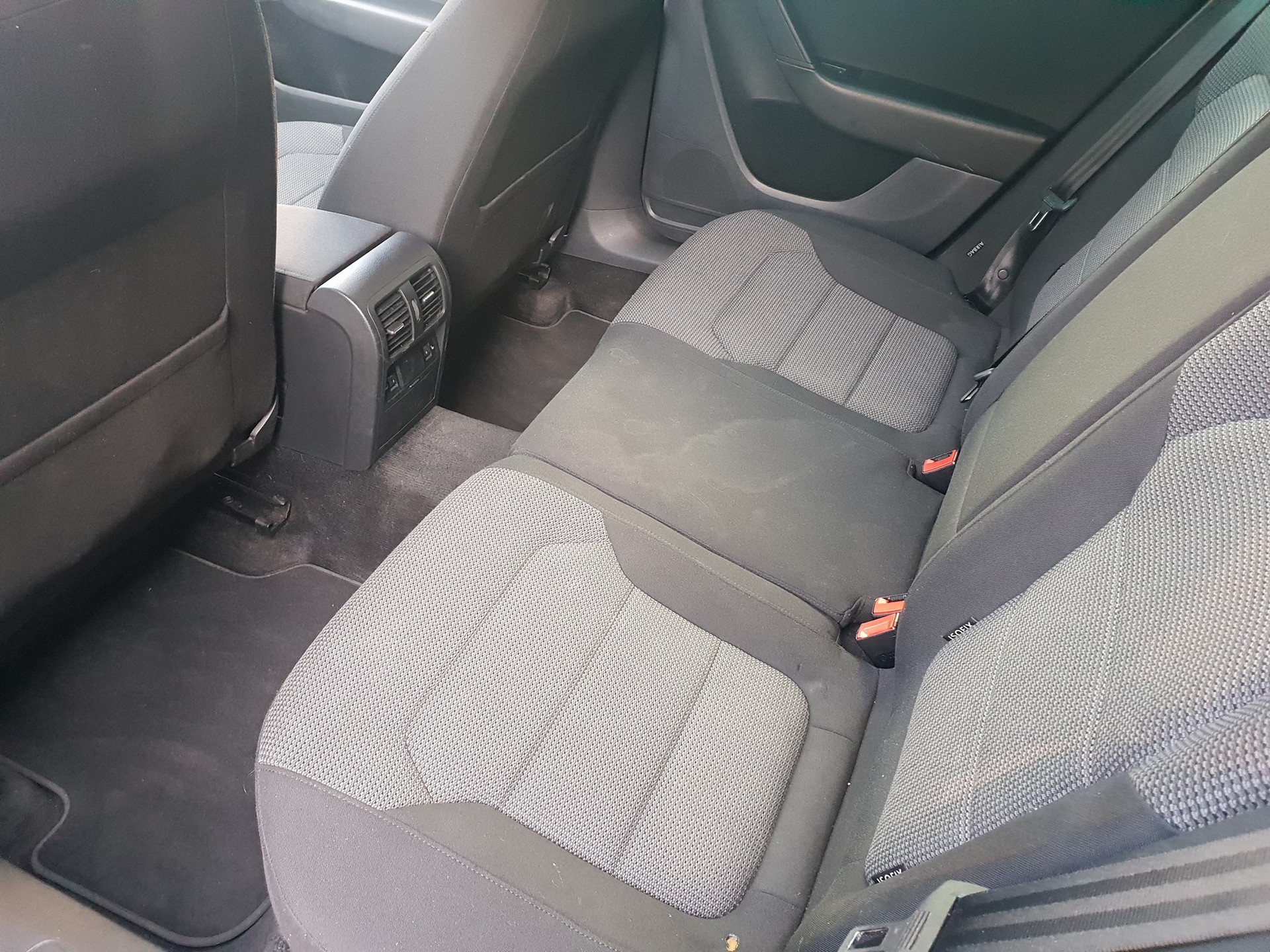 VW Passat Variant 2.0 BlueTDI Comfortline-image-10