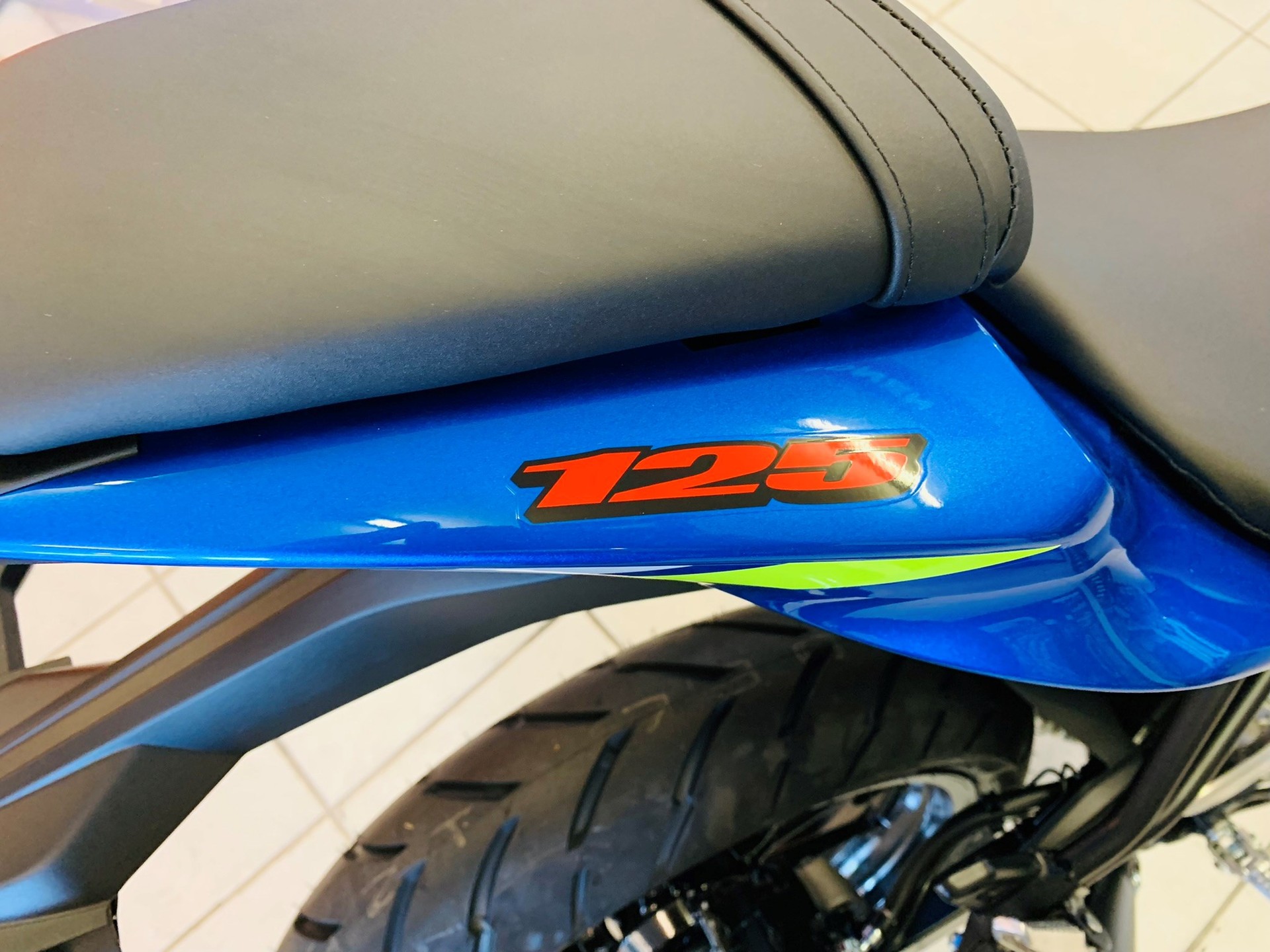 SUZUKI GSX-R 125-image-5