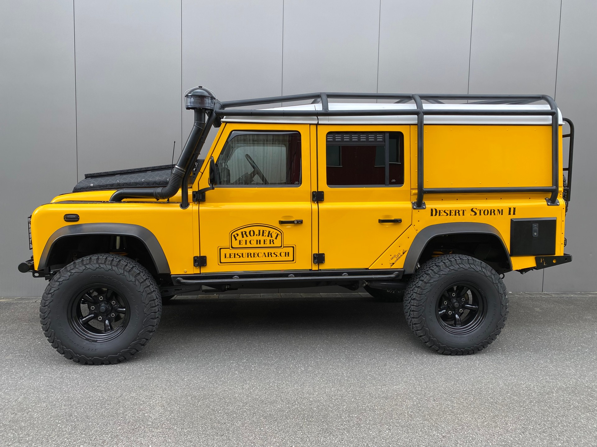 LAND ROVER DEFENDER 110 TD5 DESERT STORM II-image-3