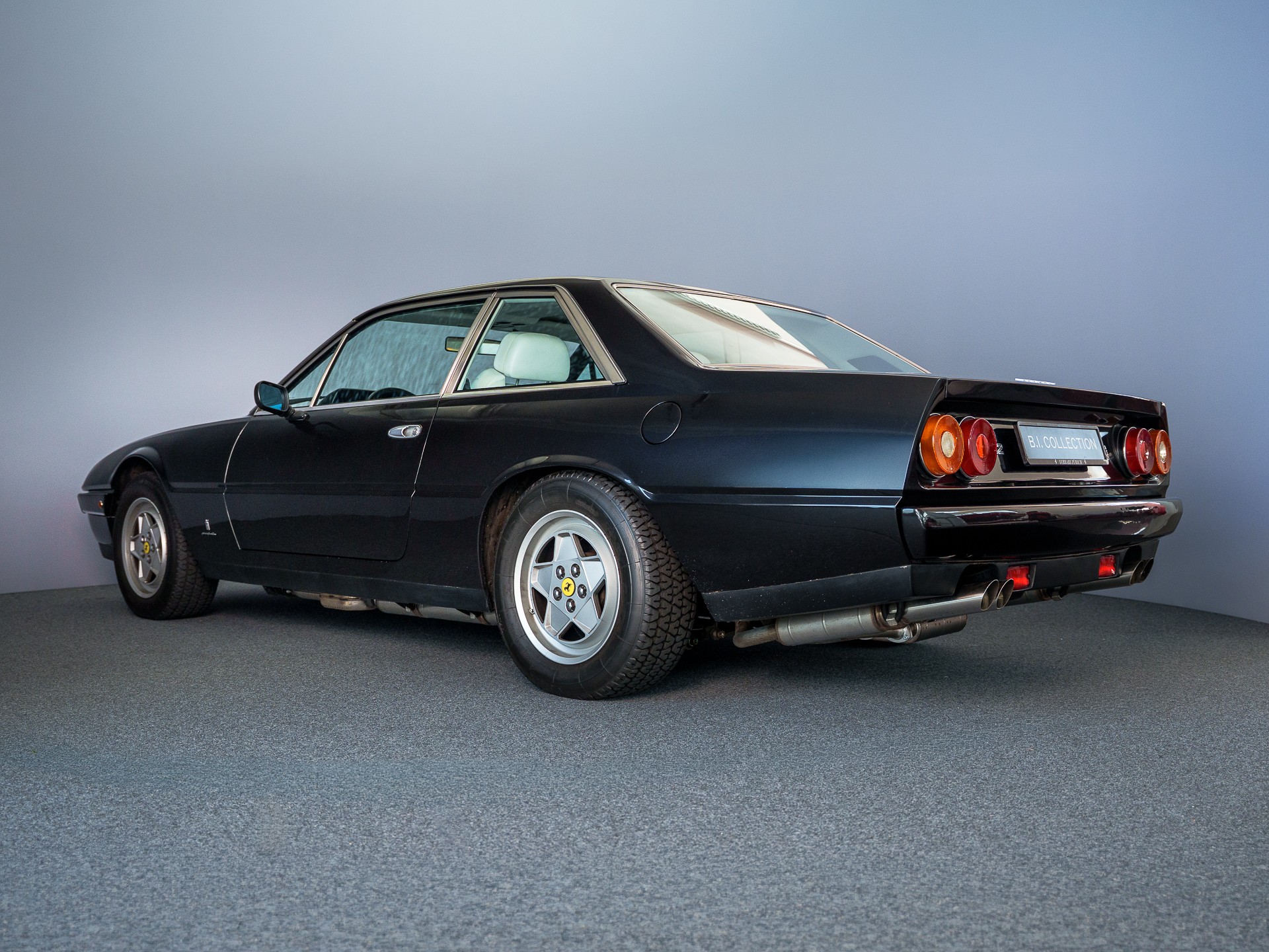 FERRARI 412-image-6