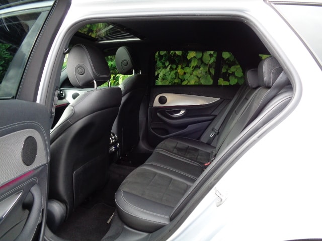 MERCEDES-BENZ E 220 d AMG Line 4Matic 9G-Tronic-image-6
