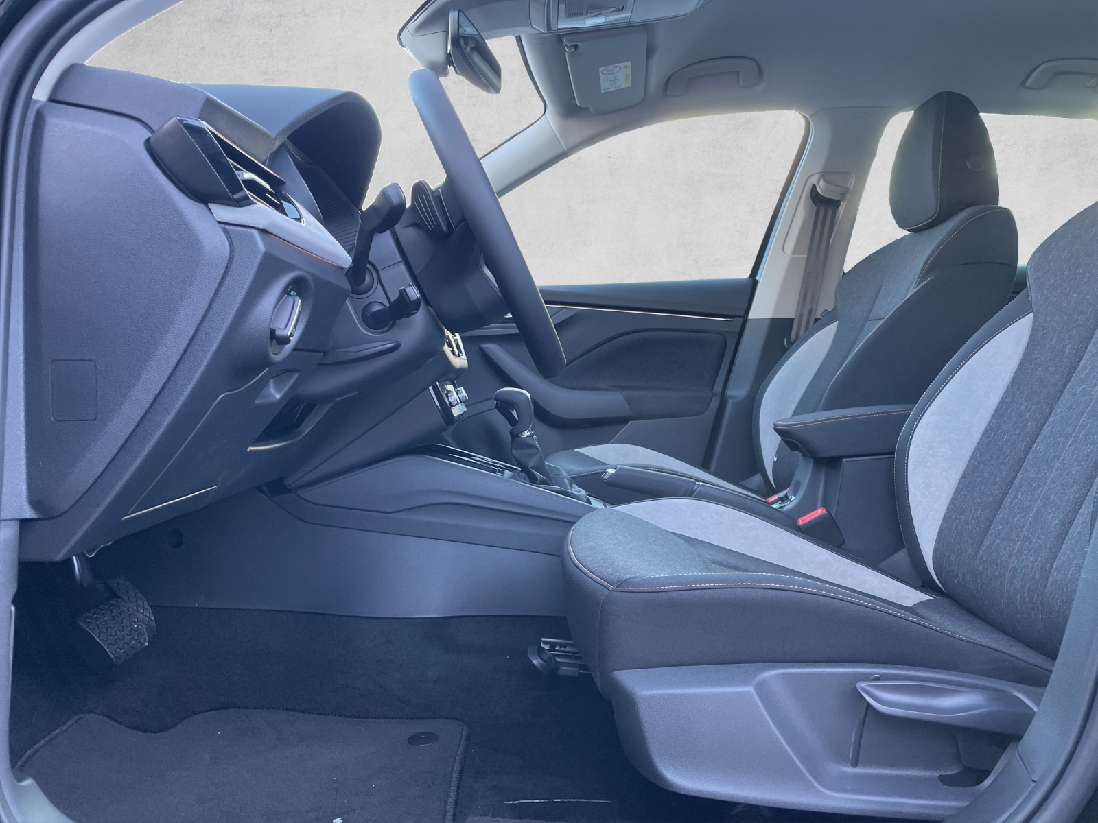 SKODA Kamiq 1.5 TSI Selection DSG-image-8