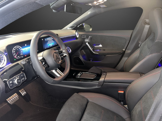 MERCEDES-BENZ CLA SB 220 d 8G-image-5