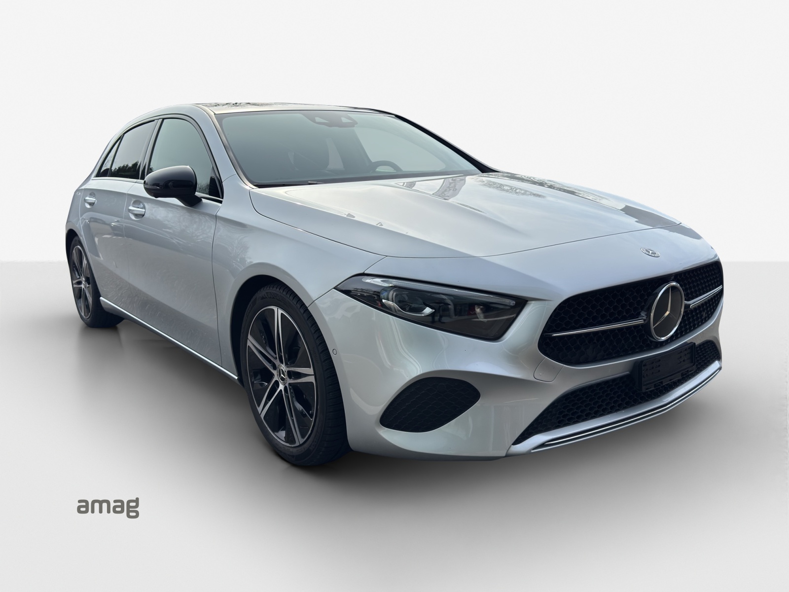 MERCEDES-BENZ A 180 7G-DCT-image-0