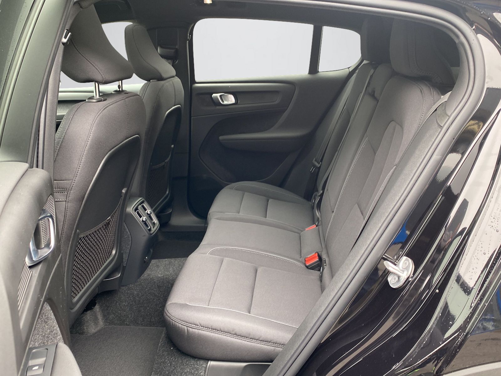 VOLVO C40 P6 Recharge Plus-image-10