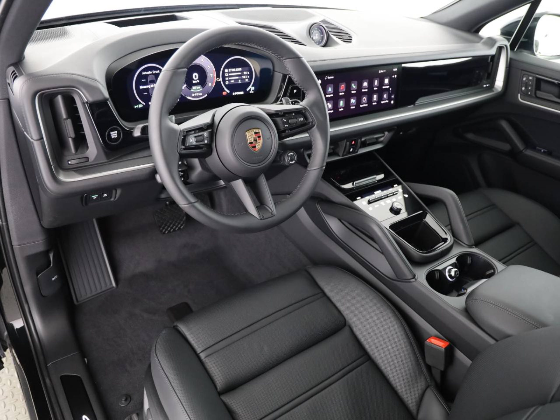PORSCHE Cayenne E-Hybrid-image-9