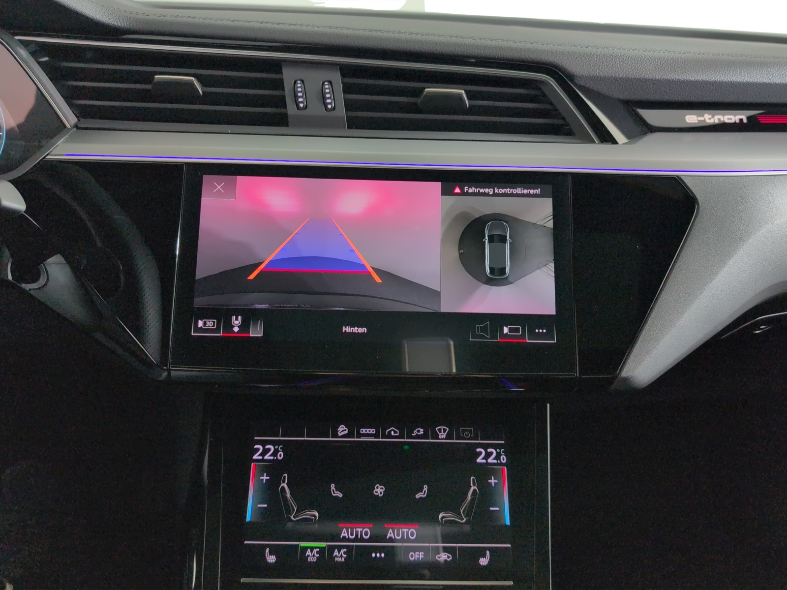 AUDI e-tron 55 Sportback S Line Black Edition quattro-image-10