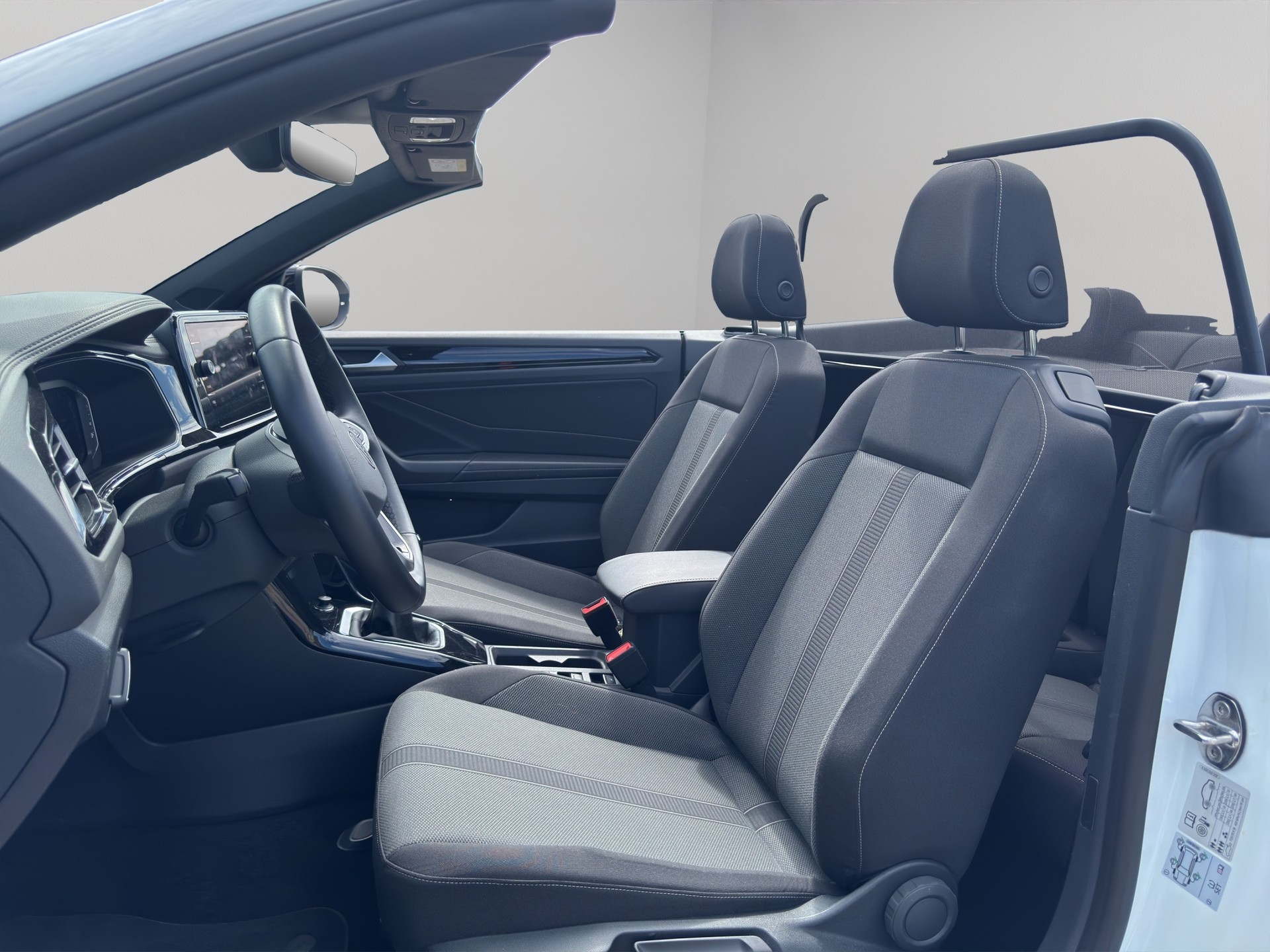 VW T-Roc Cabriolet 1.0 TSI Style-image-8