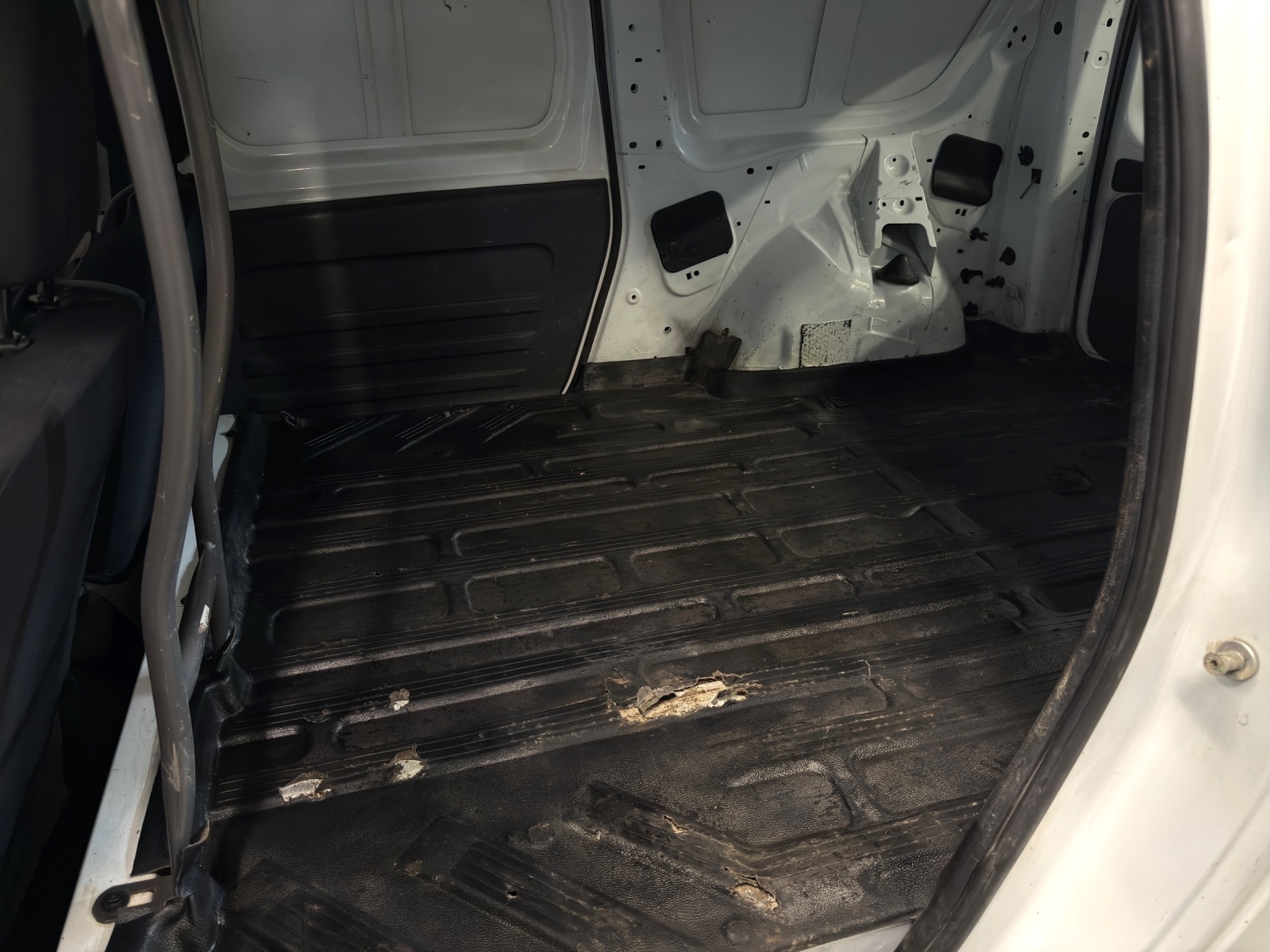 DACIA Dacia Logan Van 1.6-image-10