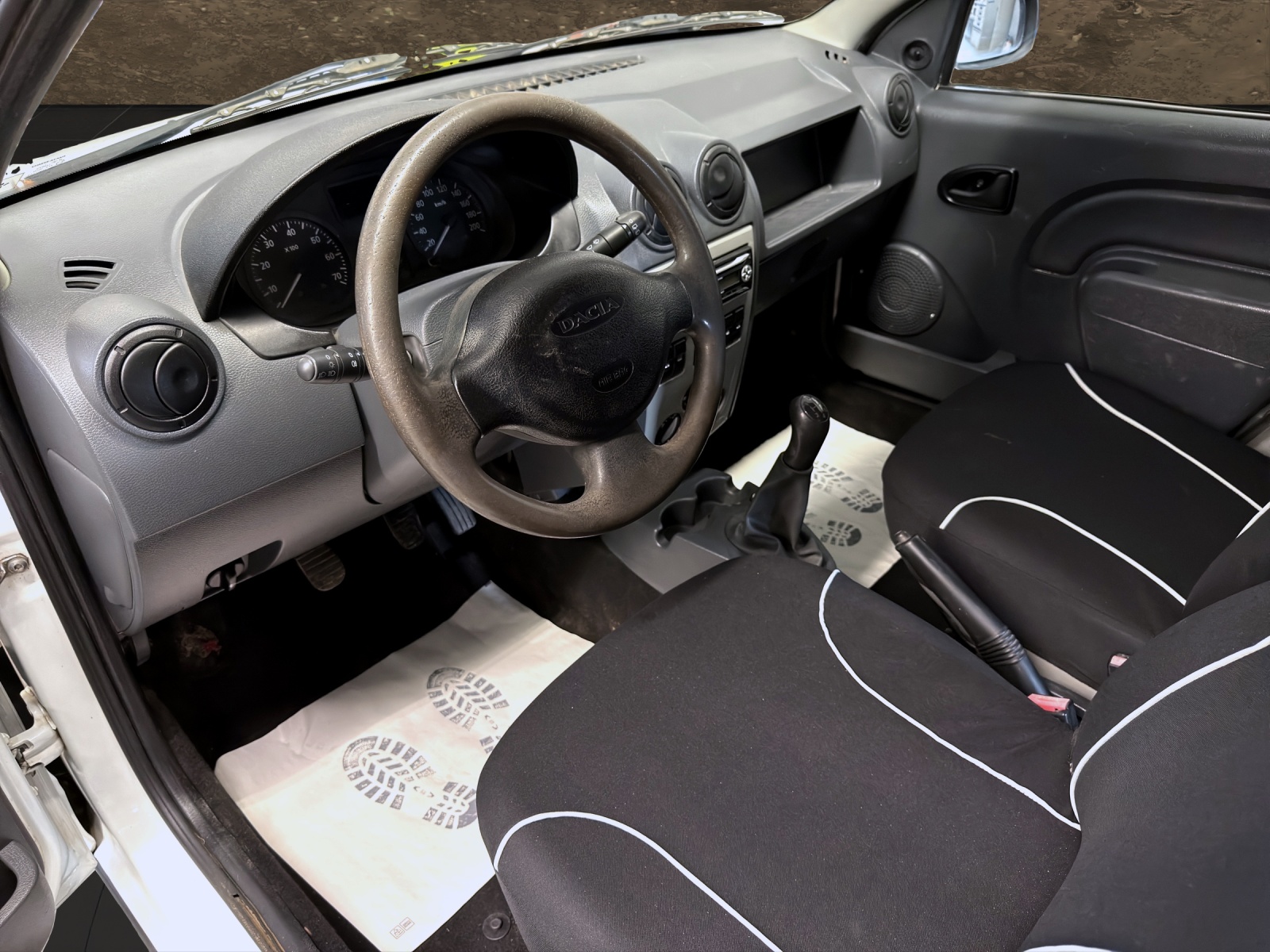 DACIA Dacia Logan Van 1.6-image-8