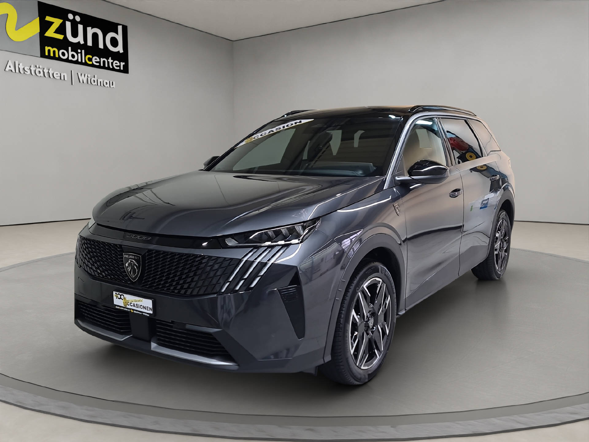PEUGEOT 5008 1.2 Hybrid GT-image-0