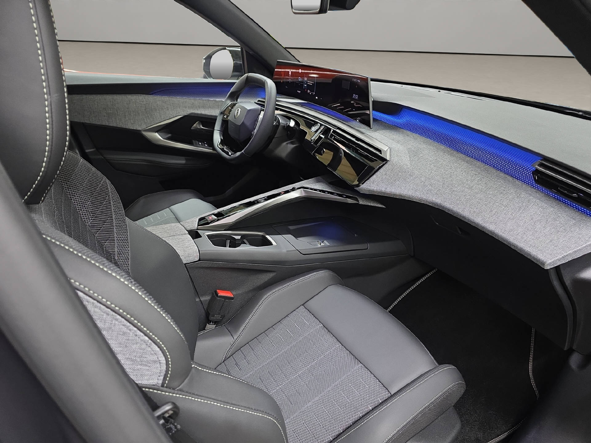 PEUGEOT 5008 1.2 Hybrid GT-image-10