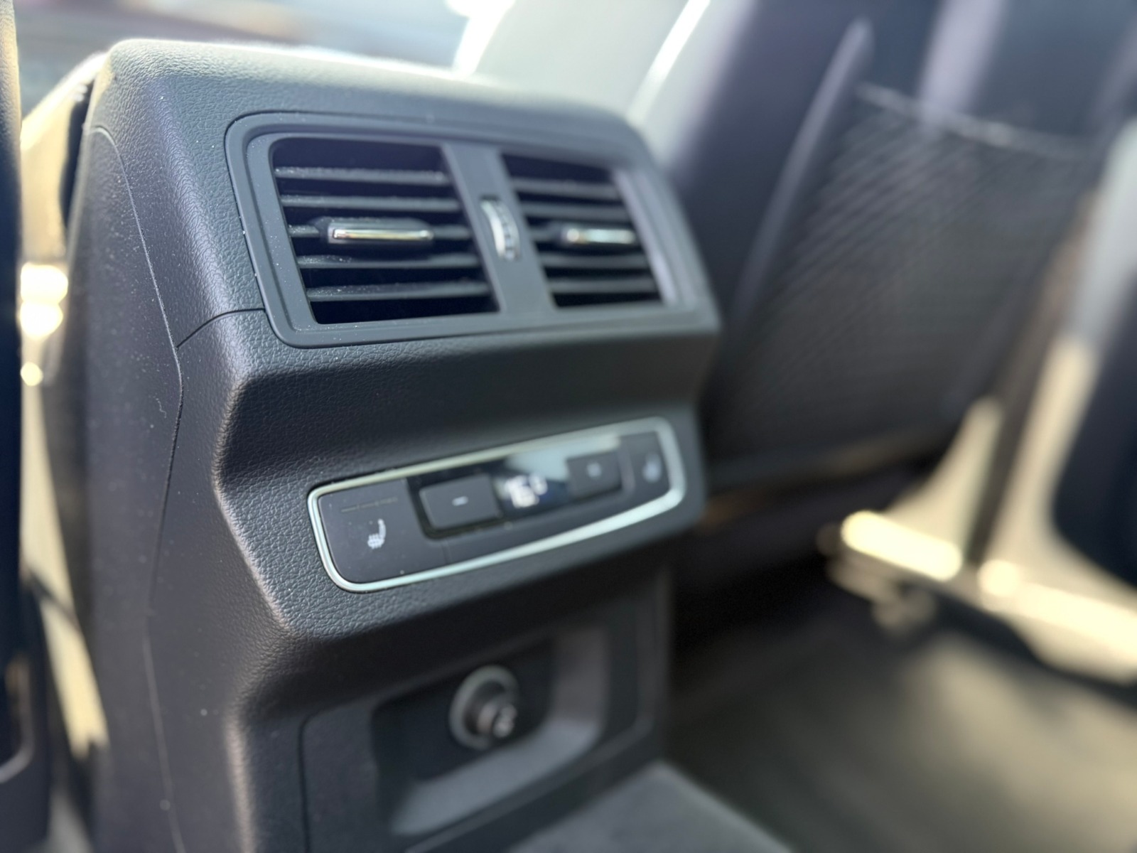 AUDI SQ5 TDI quattro tiptronic-image-11