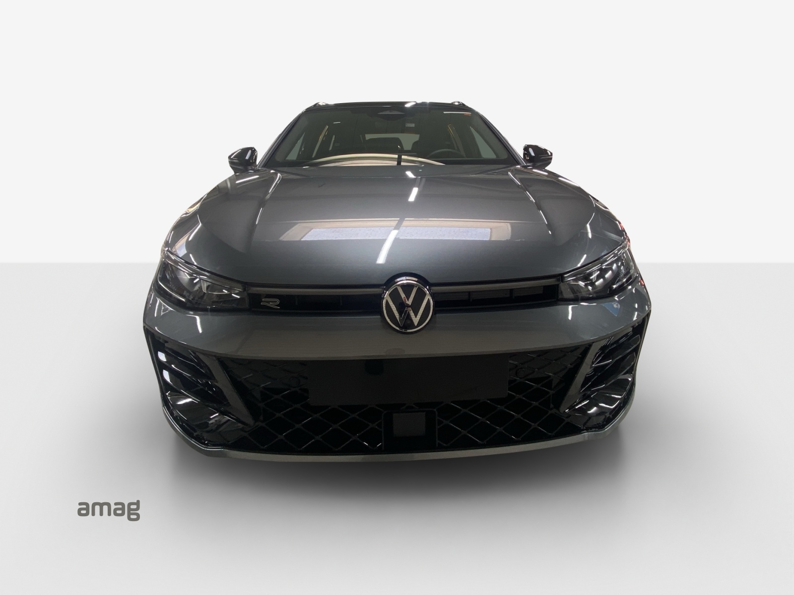 VW Passat Variant 1.5 TSI evo2 Plug-In- Hybrid R-Line DSG-image-6