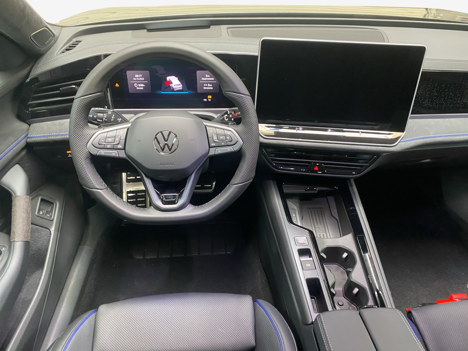 VW Passat Variant 1.5 TSI evo2 Plug-In- Hybrid R-Line DSG-image-8
