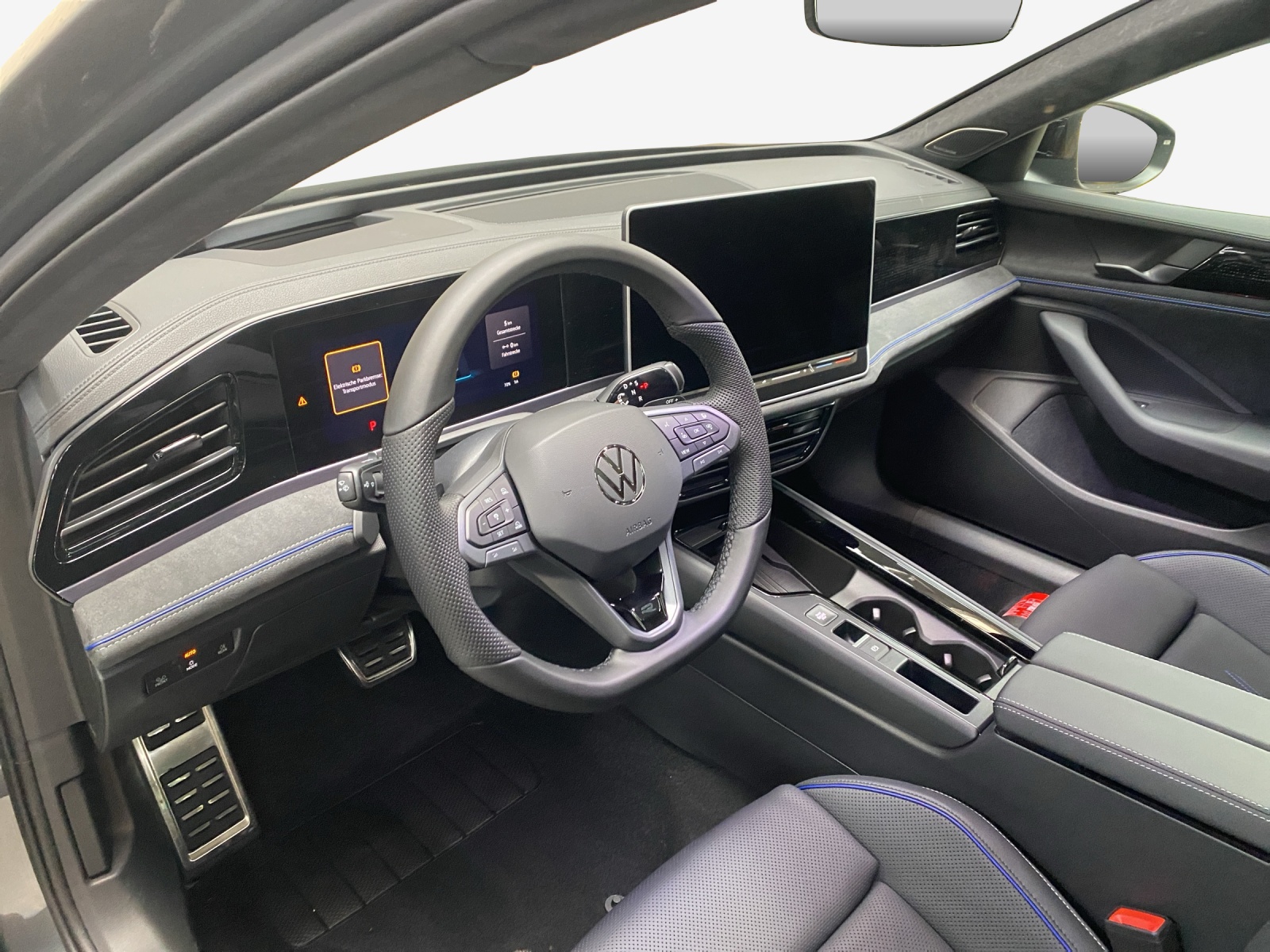 VW Passat Variant 1.5 TSI evo2 Plug-In- Hybrid R-Line DSG-image-14