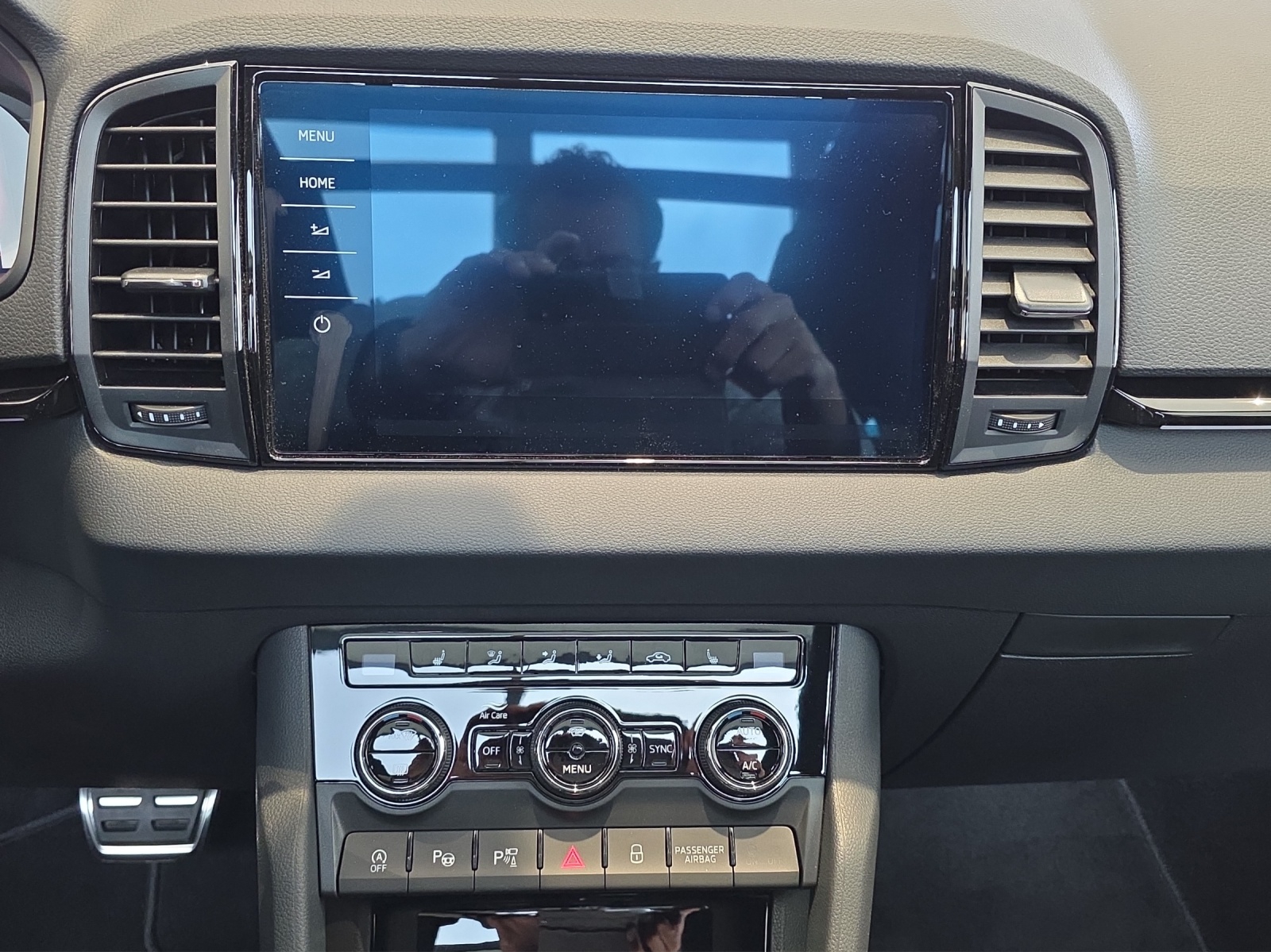 SKODA Karoq 2.0 TSI SportLine 4x4 DSG-image-6