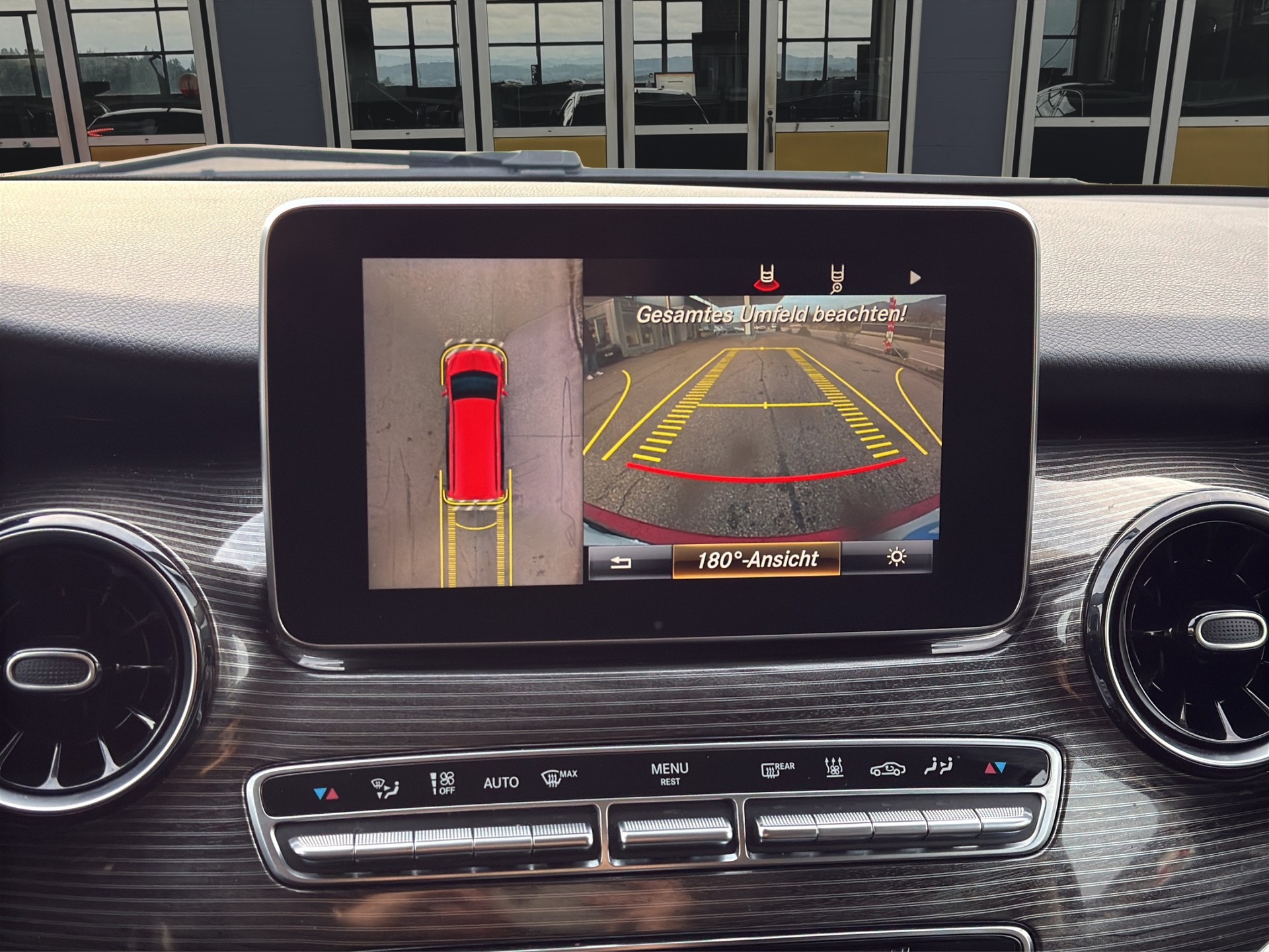 MERCEDES-BENZ V 250 d Avantgarde lang 4matic Van-image-16