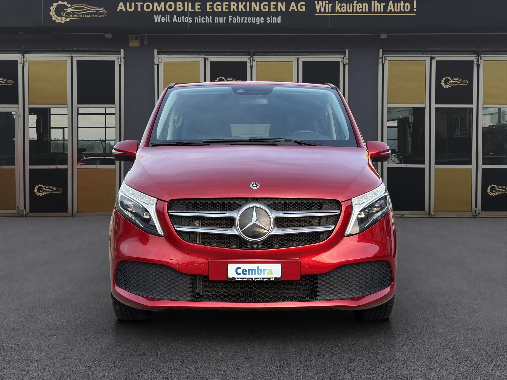 MERCEDES-BENZ V 250 d Avantgarde lang 4matic Van-image-1