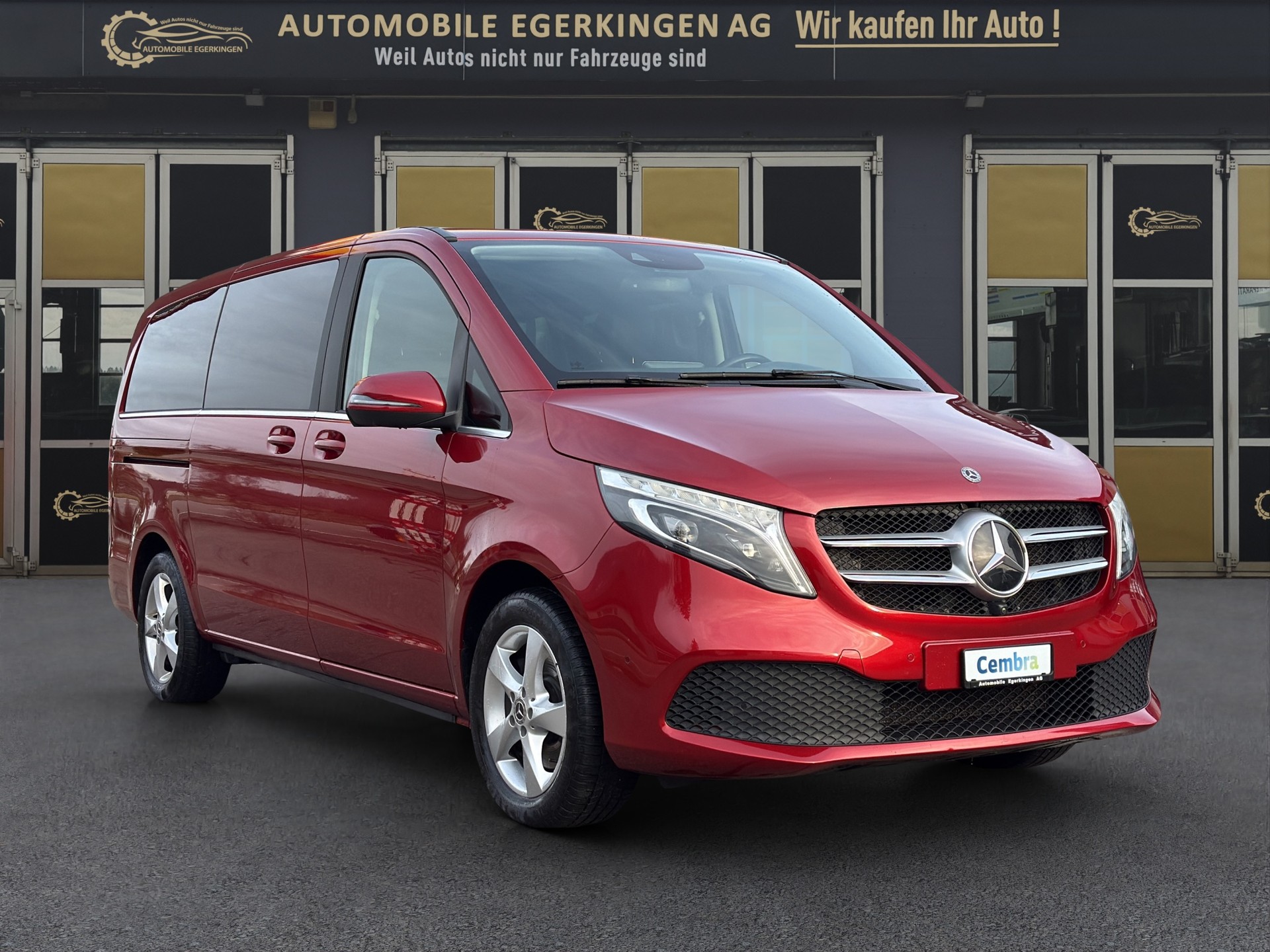 MERCEDES-BENZ V 250 d Avantgarde lang 4matic Van-image-2