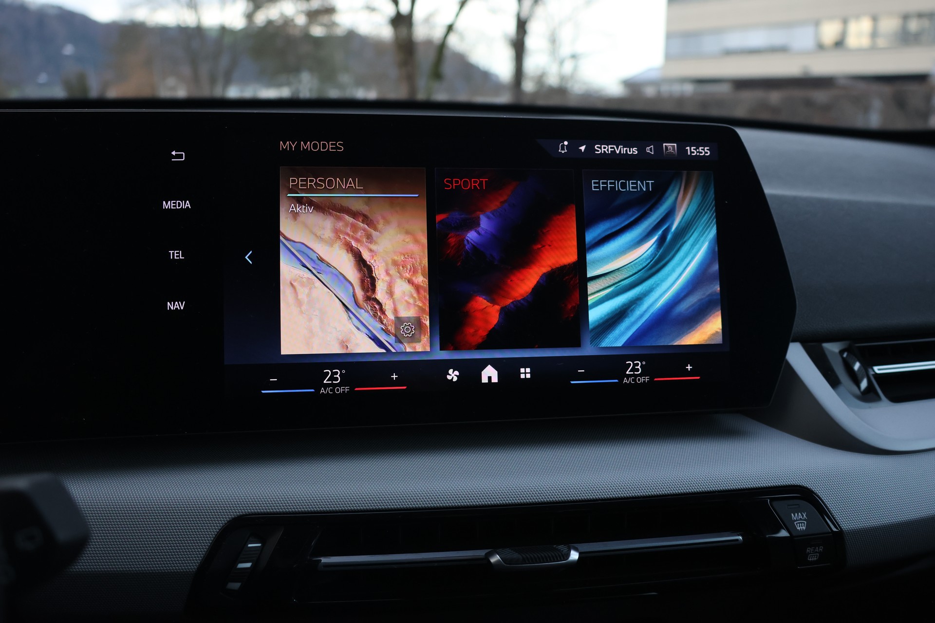BMW X1 sDrive 20i 48V-image-24