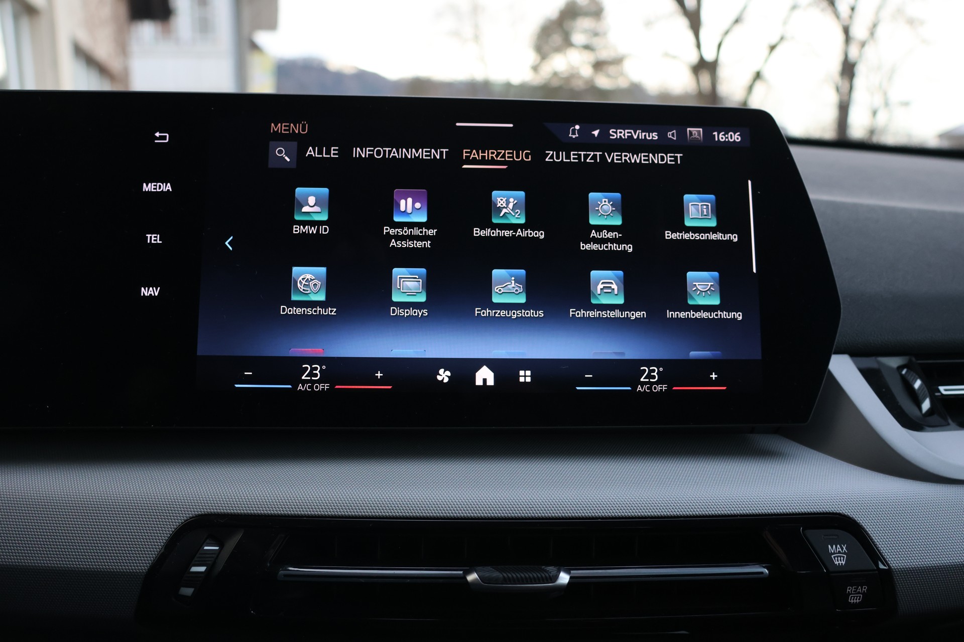 BMW X1 sDrive 20i 48V-image-19