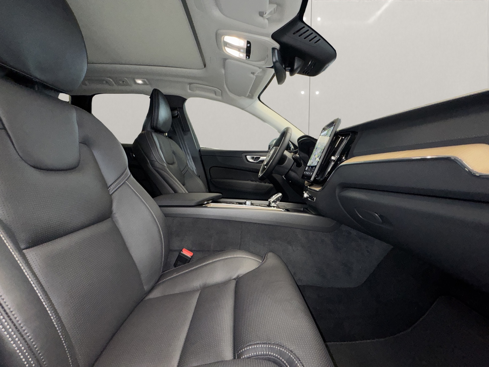 VOLVO XC60 2.0 T6 TE Ultra Dark eAWD-image-13