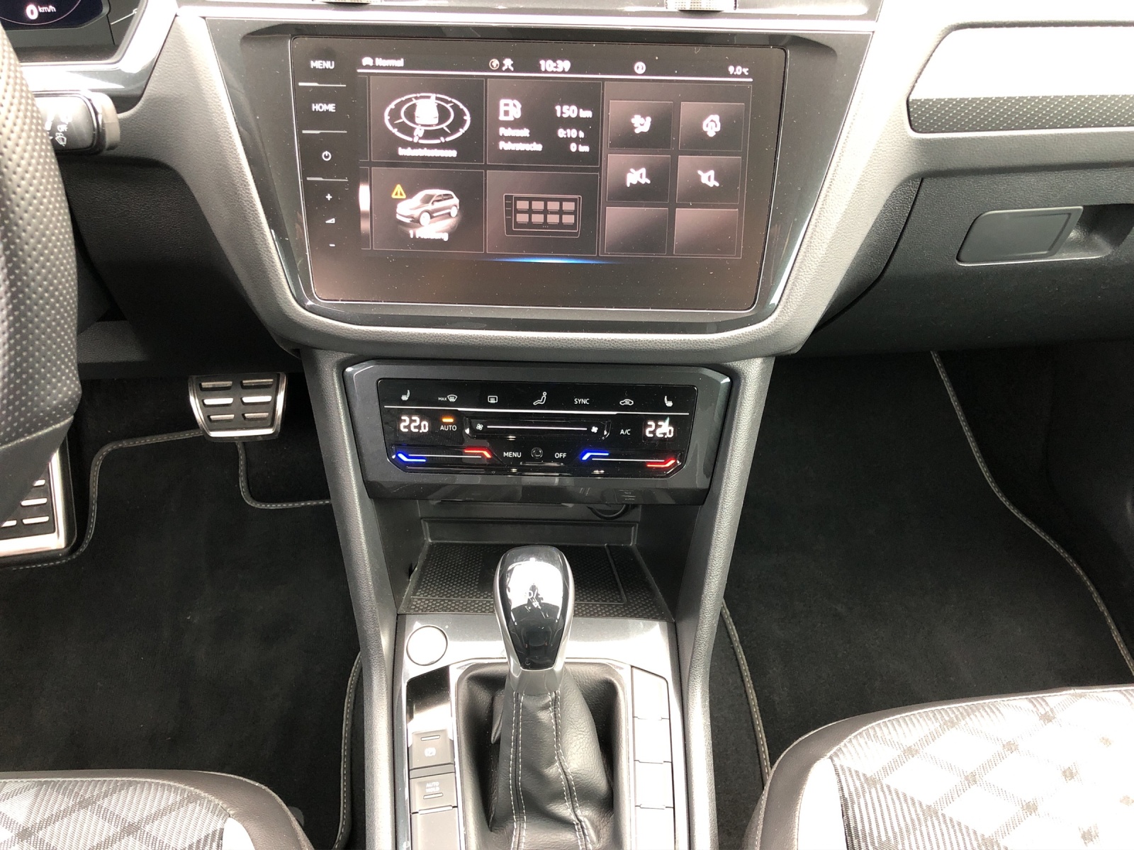 VW Tiguan 2.0TSI R-Line 4Motion DSG-image-13