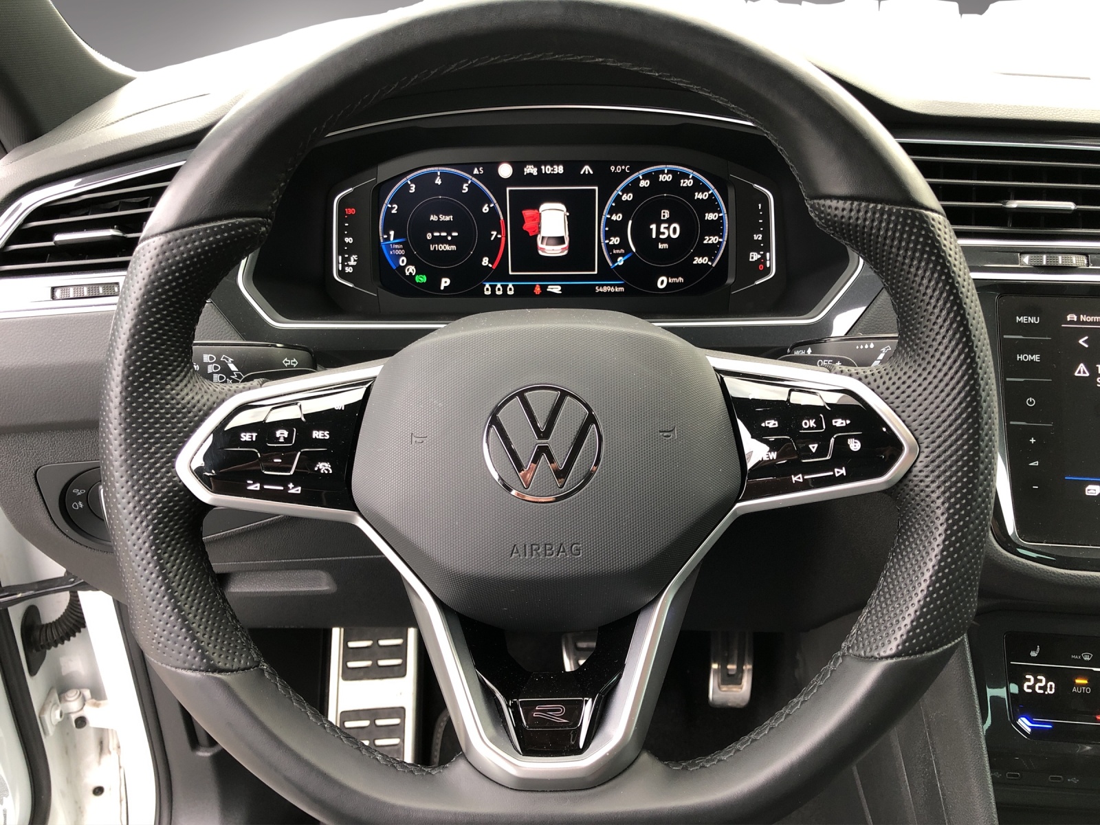 VW Tiguan 2.0TSI R-Line 4Motion DSG-image-9