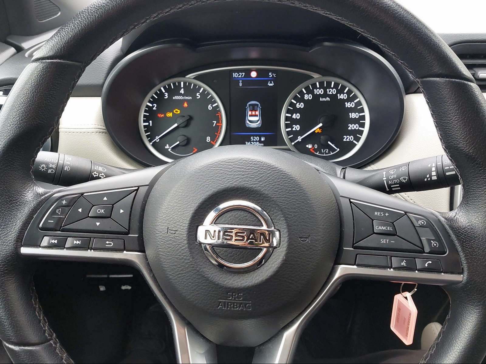 NISSAN Micra 1.0 IG-T Visia-image-11
