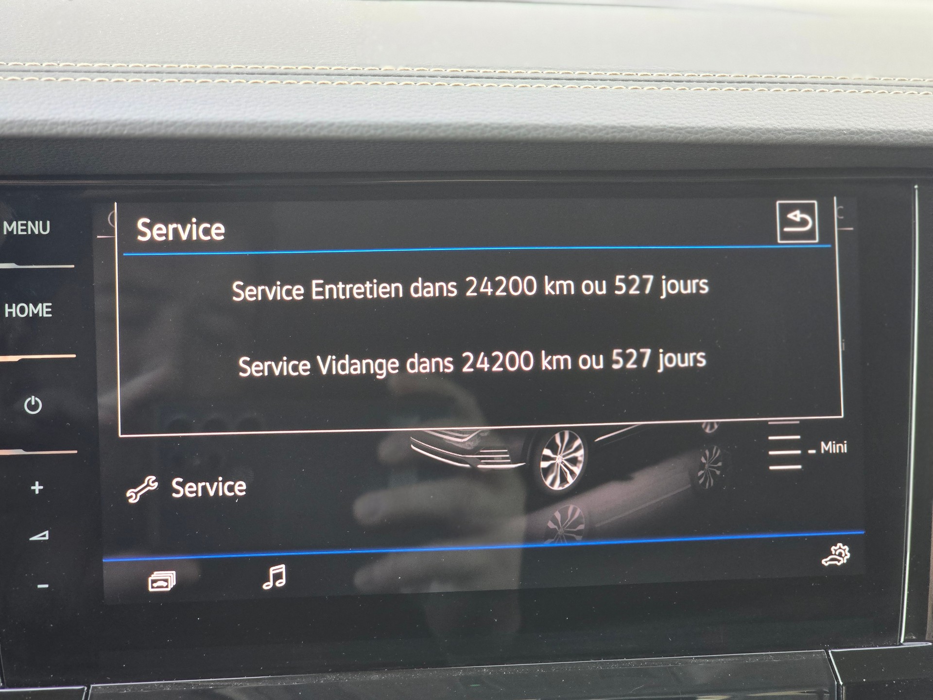 VW Touareg 3.0 TDI Elegance-image-10