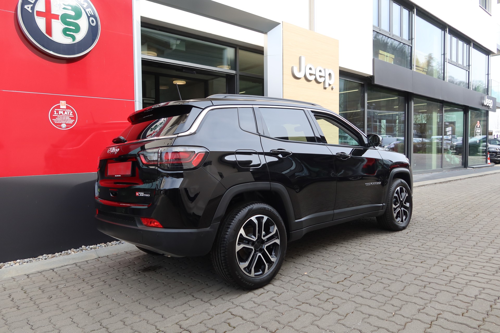 JEEP Compass 4x2 1.5 T Sw.Lim.-image-4