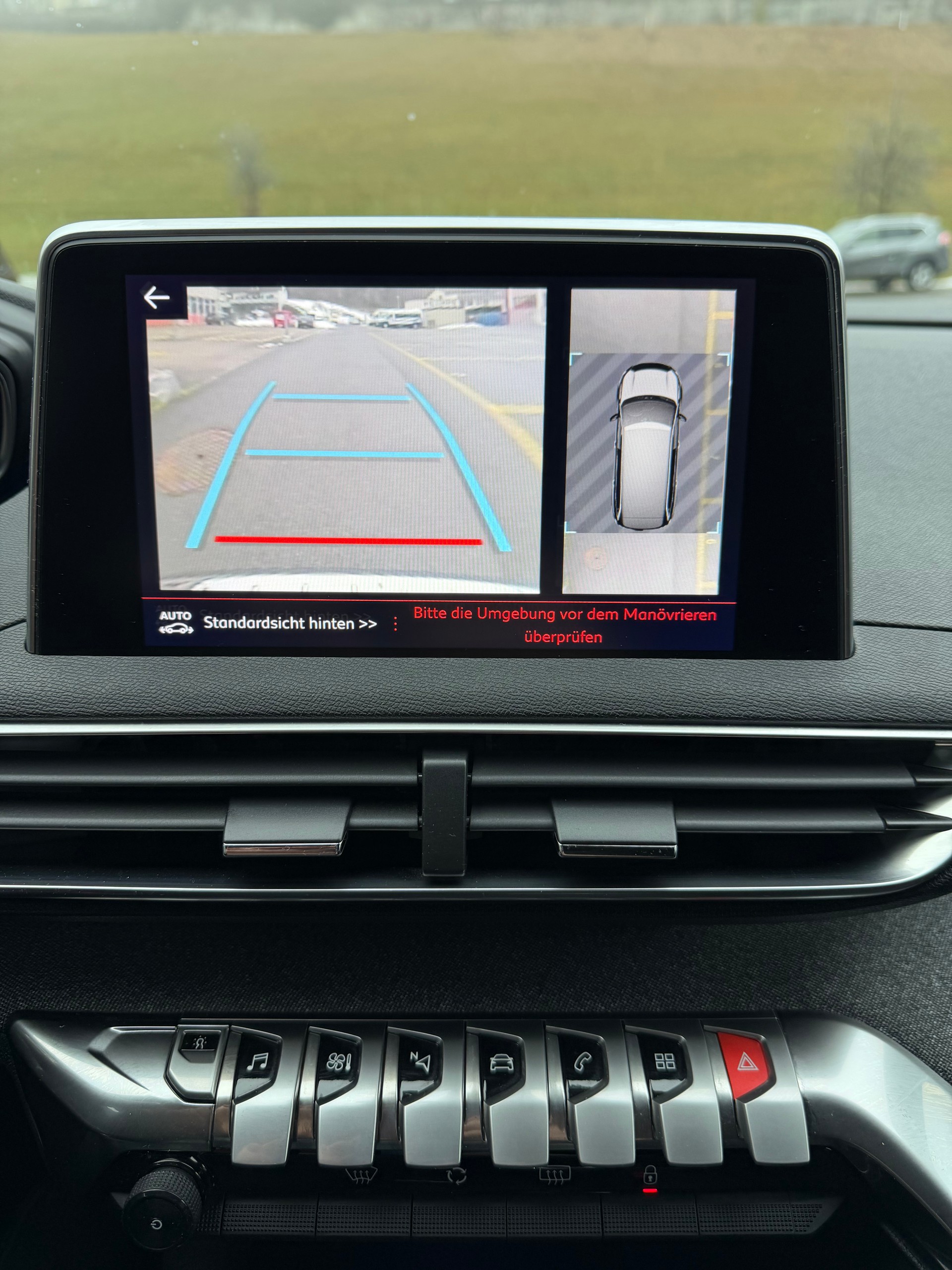 PEUGEOT 5008 2.0 BlueHDi GT Line-image-13