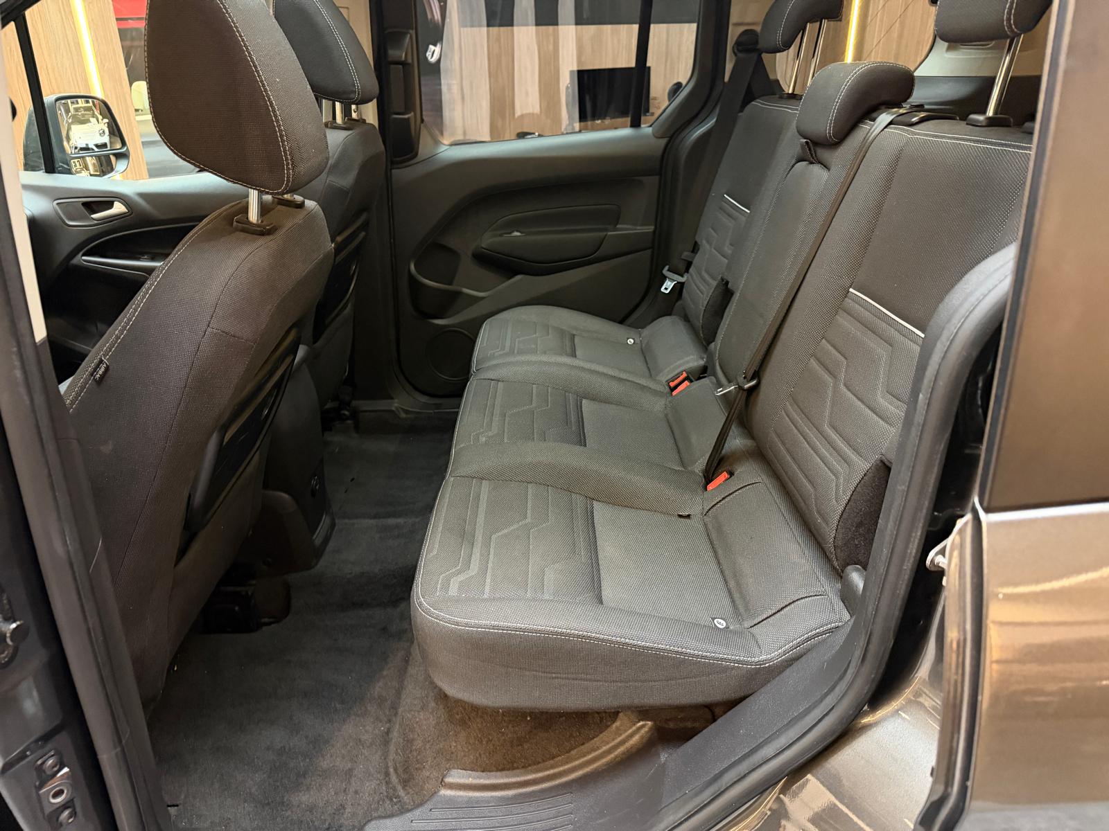 FORD Tourneo Connect 1.6 TDCi Titanium-image-14