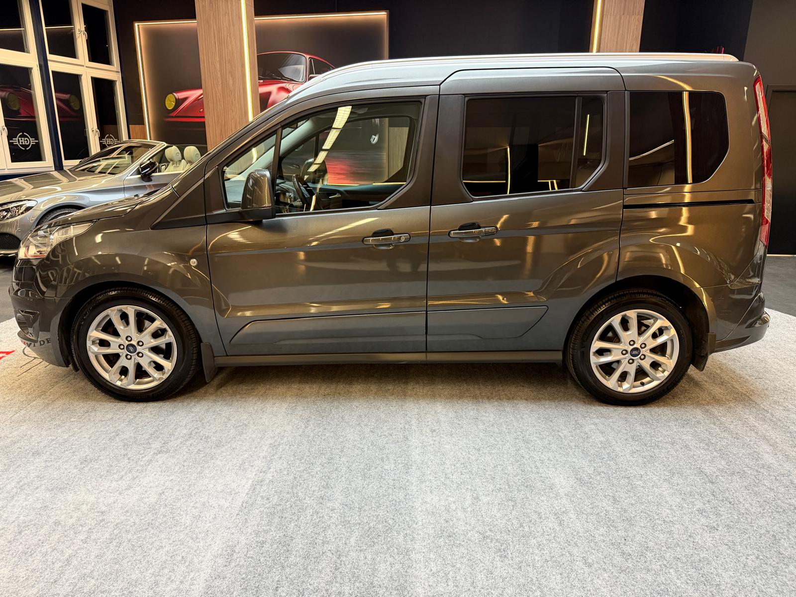 FORD Tourneo Connect 1.6 TDCi Titanium-image-4