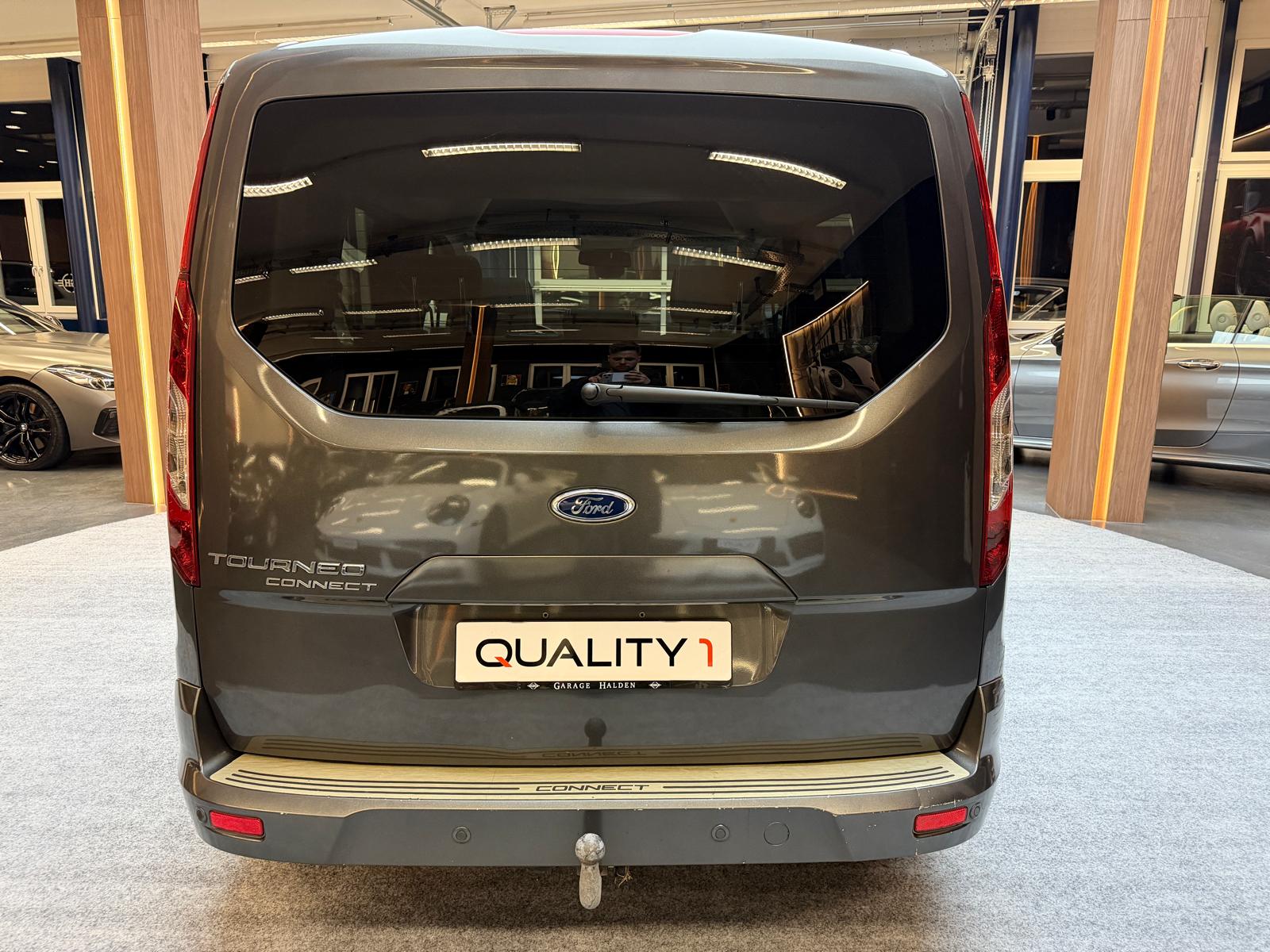 FORD Tourneo Connect 1.6 TDCi Titanium-image-6