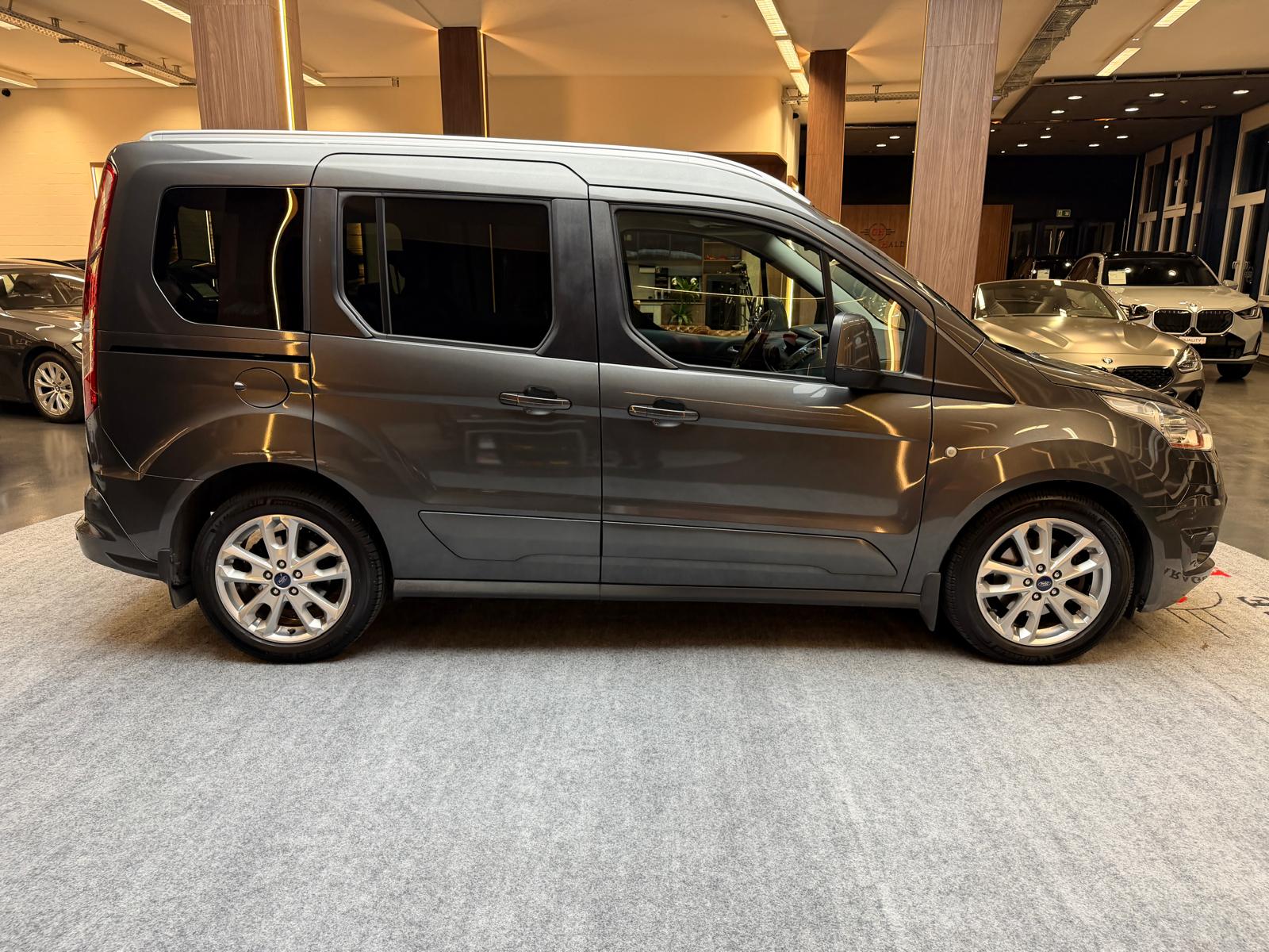 FORD Tourneo Connect 1.6 TDCi Titanium-image-8