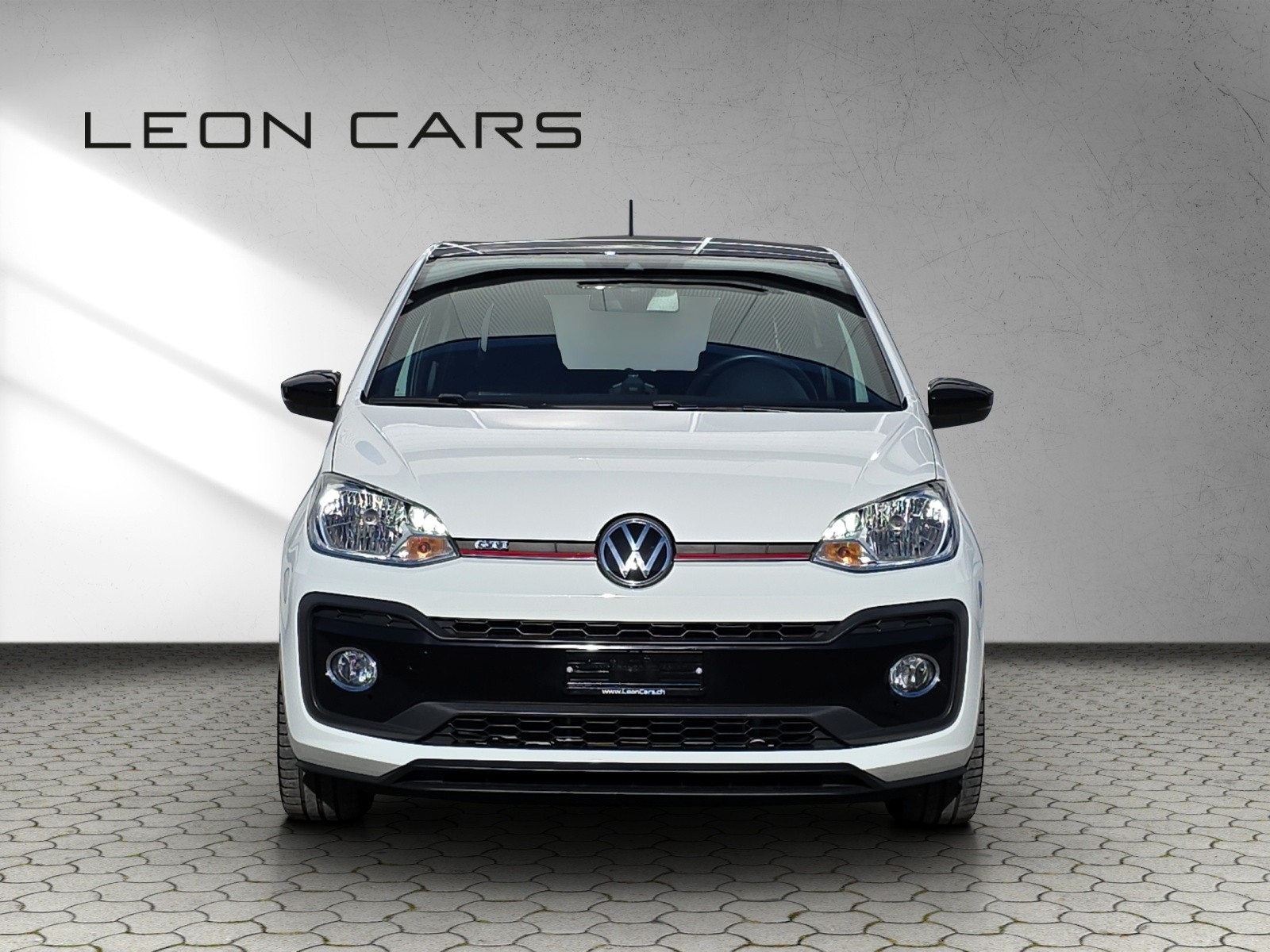 VW Up 1.0 TSI GTI-showroom-element-3