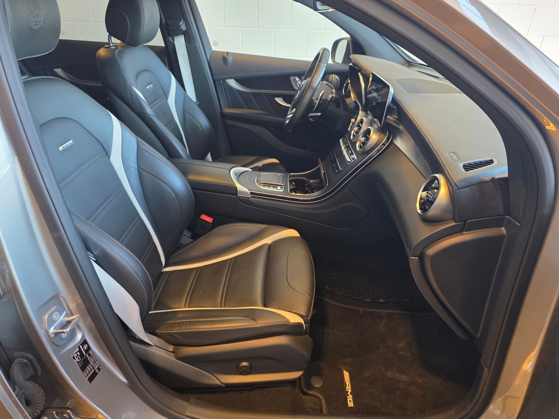 MERCEDES-BENZ GLC Coupé 63 S AMG 4Matic-image-19