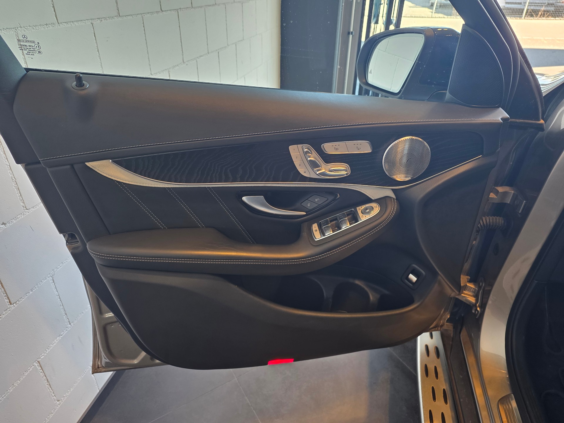 MERCEDES-BENZ GLC Coupé 63 S AMG 4Matic-image-8