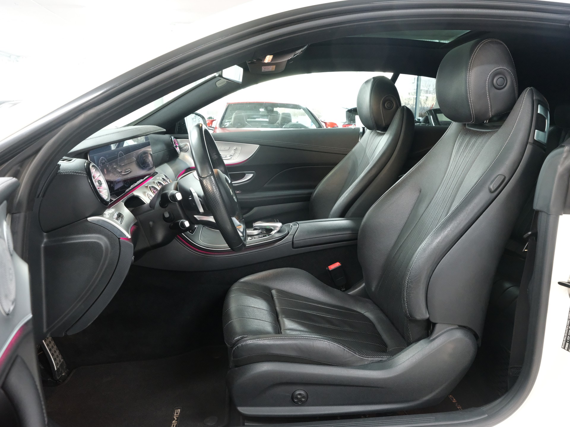 MERCEDES-BENZ E 400 Coupé AMG Line 4 Matic 9G-Tronic-image-15