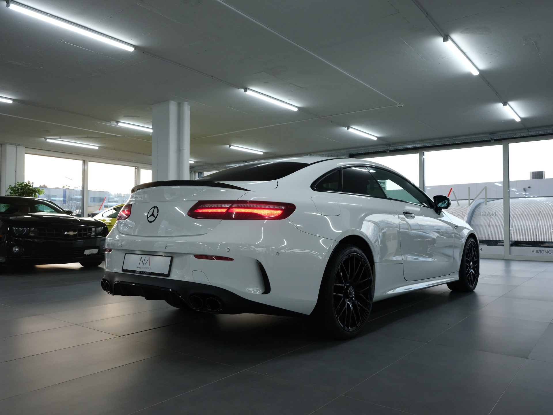 MERCEDES-BENZ E 400 Coupé AMG Line 4 Matic 9G-Tronic-image-2