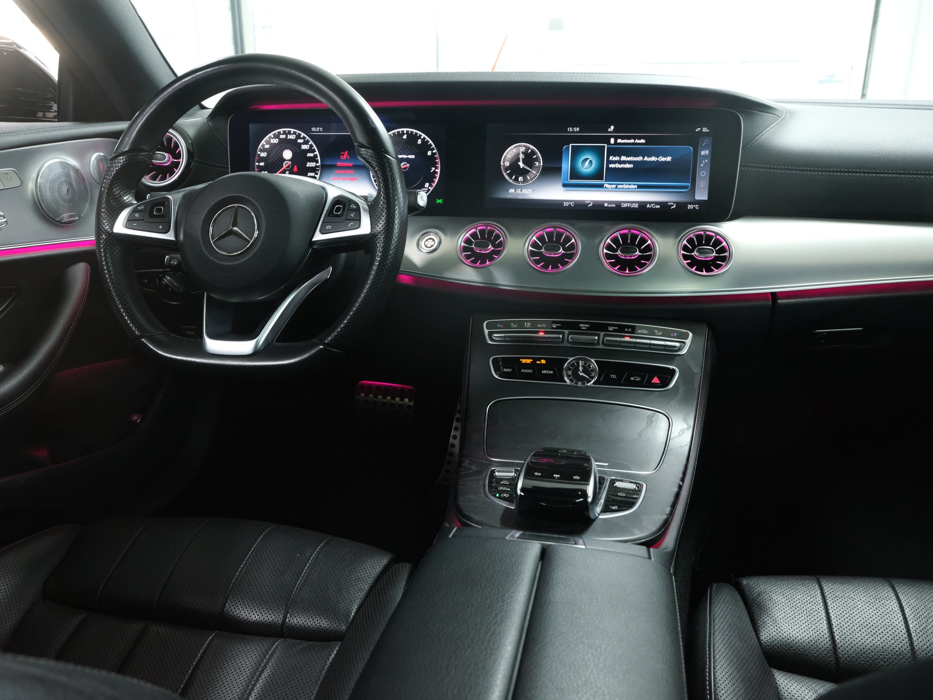 MERCEDES-BENZ E 400 Coupé AMG Line 4 Matic 9G-Tronic-image-18