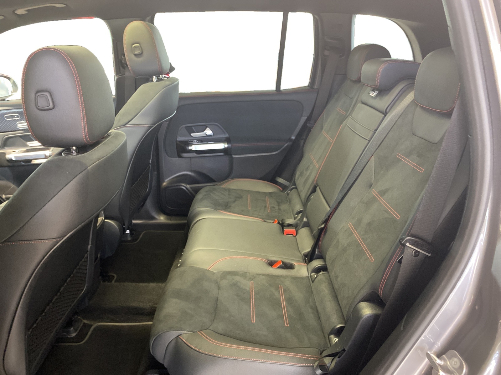 MERCEDES-BENZ EQB 350 Excellence AMG Line 4MATIC-image-7