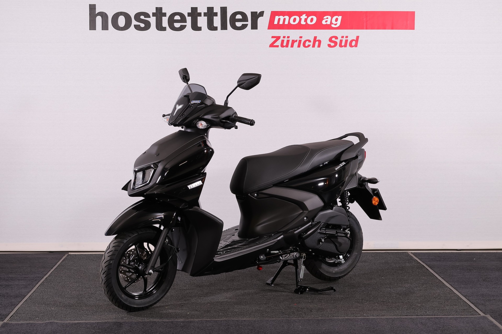YAMAHA RayZR (12)-showroom-element-1