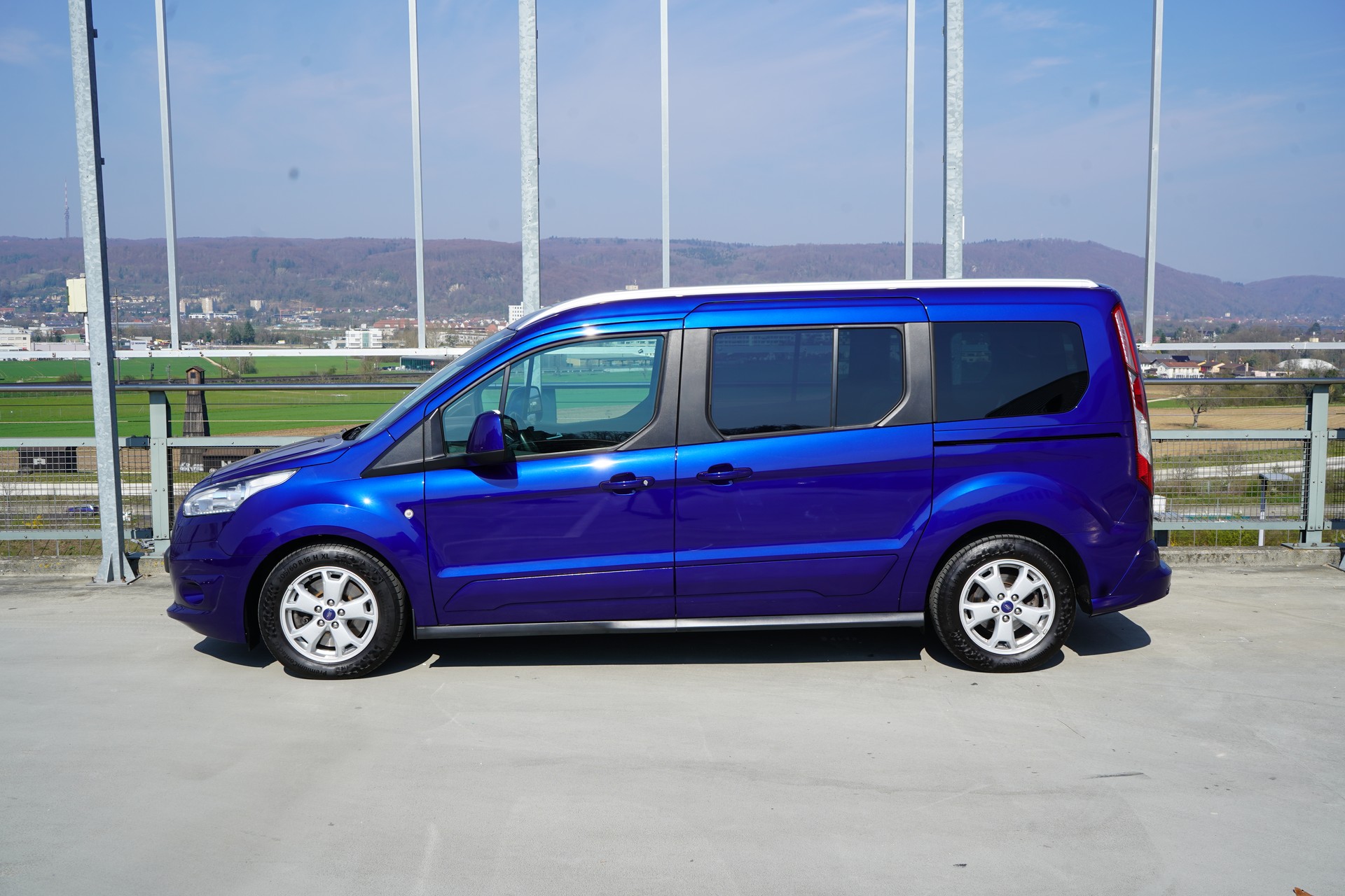 FORD GRAND TOURNEO CONNECT 1.5 TDCi TITANIUM POWERSHIFT l 120 PS-image-5