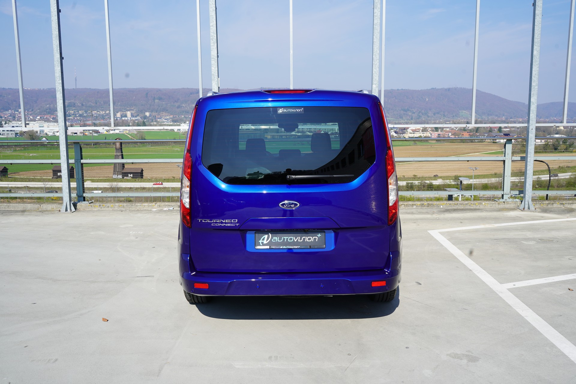 FORD GRAND TOURNEO CONNECT 1.5 TDCi TITANIUM POWERSHIFT l 120 PS-image-14